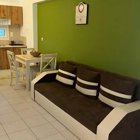 Ifigeleni Lejlighed Ária