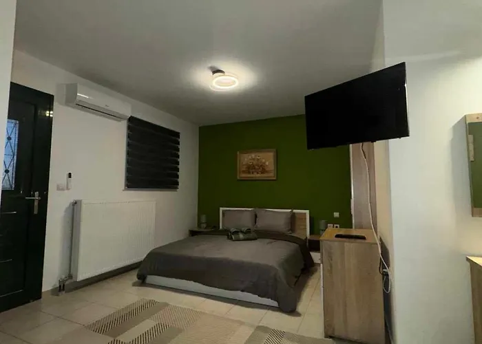 Ifigeleni Appartement *